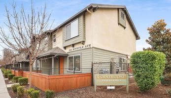 featured image of 961 Myrtle Ave