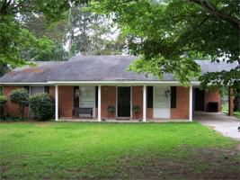 featured image of 104 Gentilly Dr