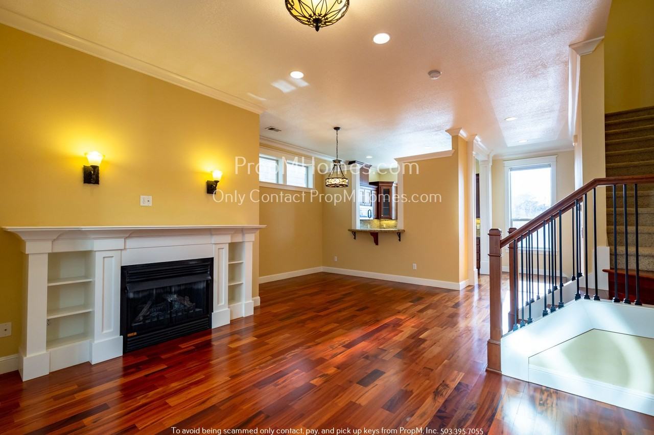 5127 N Williams Ave - Photo 2 of 21