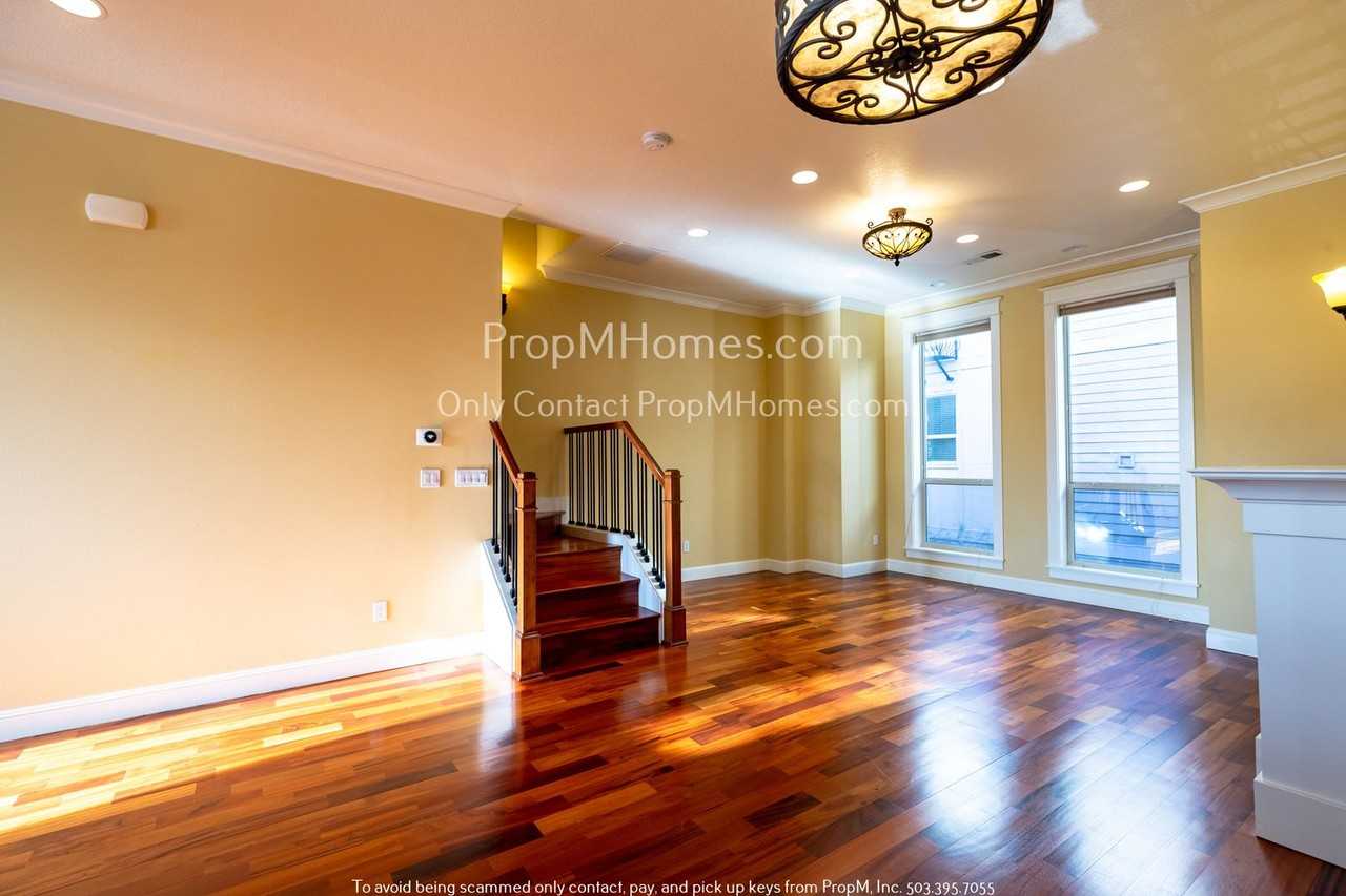 5127 N Williams Ave - Photo 4 of 21
