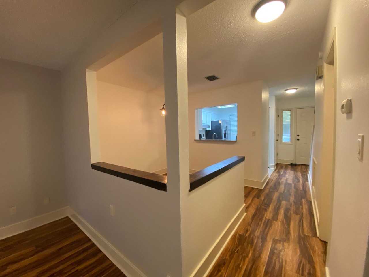 1730 Beechwood Cir N - Photo 4 of 22