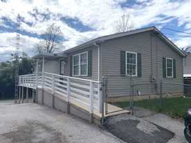 627 Harrison Dr - Photo 1 of 1