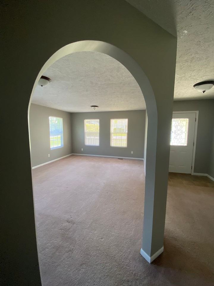 3029 N 12th St - Photo 4 of 16