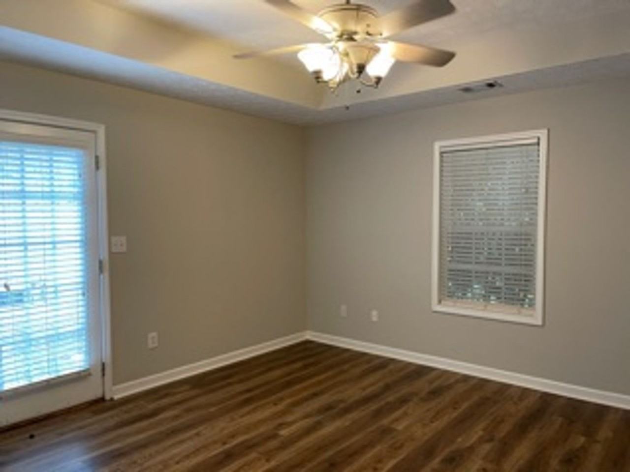 2705 Cunningham Ct - Photo 4 of 14