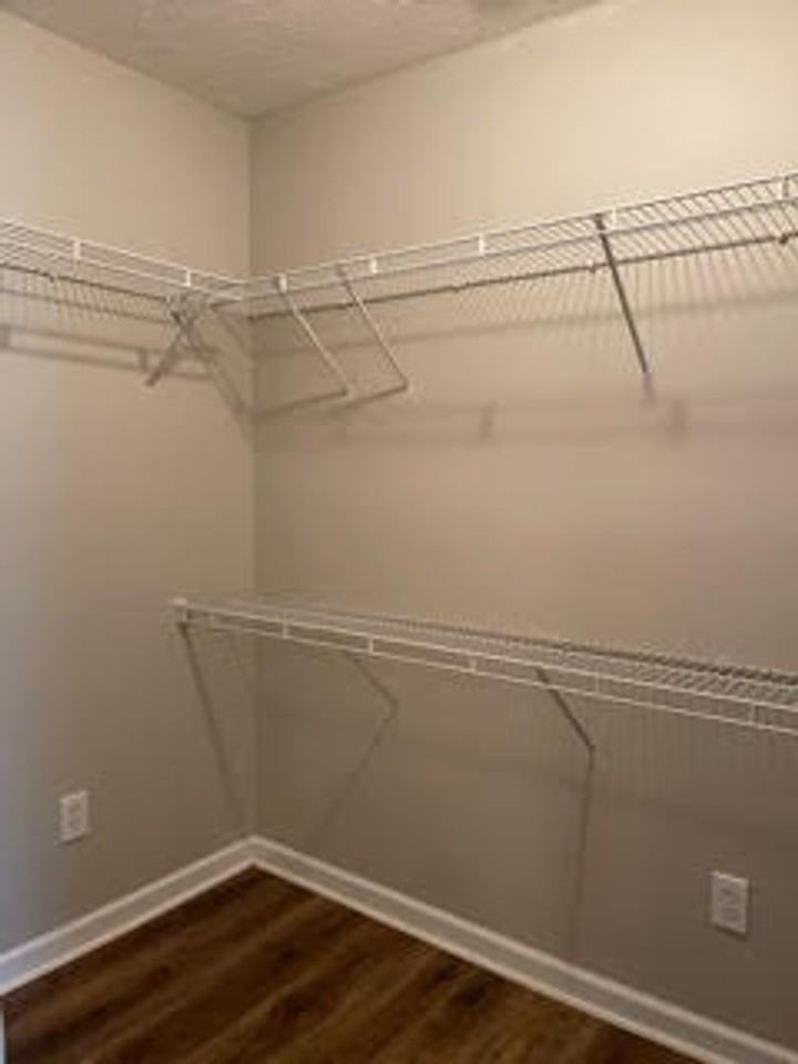 2705 Cunningham Ct - Photo 6 of 14