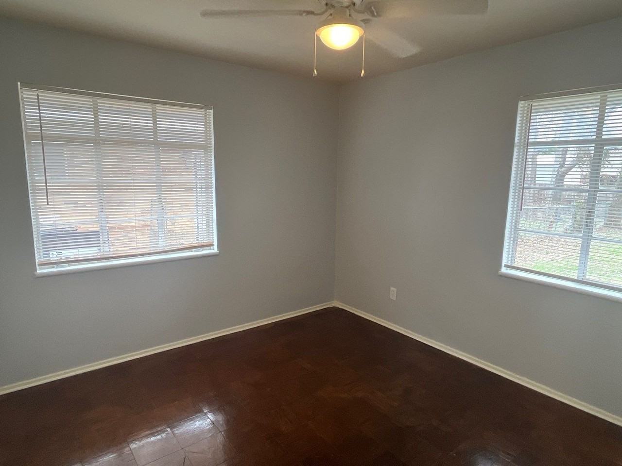 1413 N Libby Ave - Photo 2 of 24