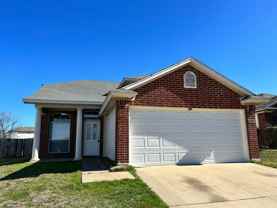 2203 Tracey Ann Ln - Photo 1 of 1