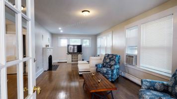 featured image of 432 Norton Parkway