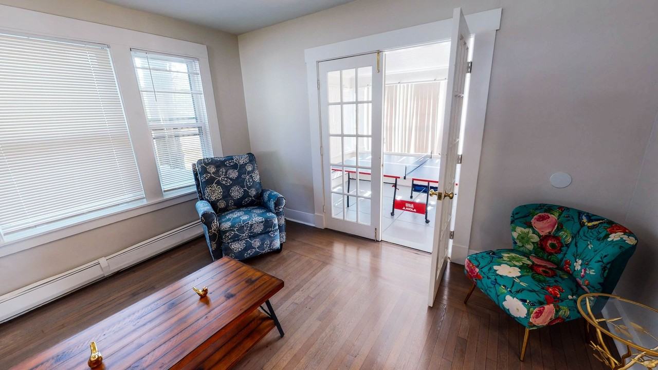 432 Norton Parkway - Photo 4 of 27