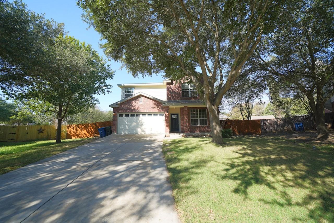 136 Earhart Ln - Photo 2 of 50