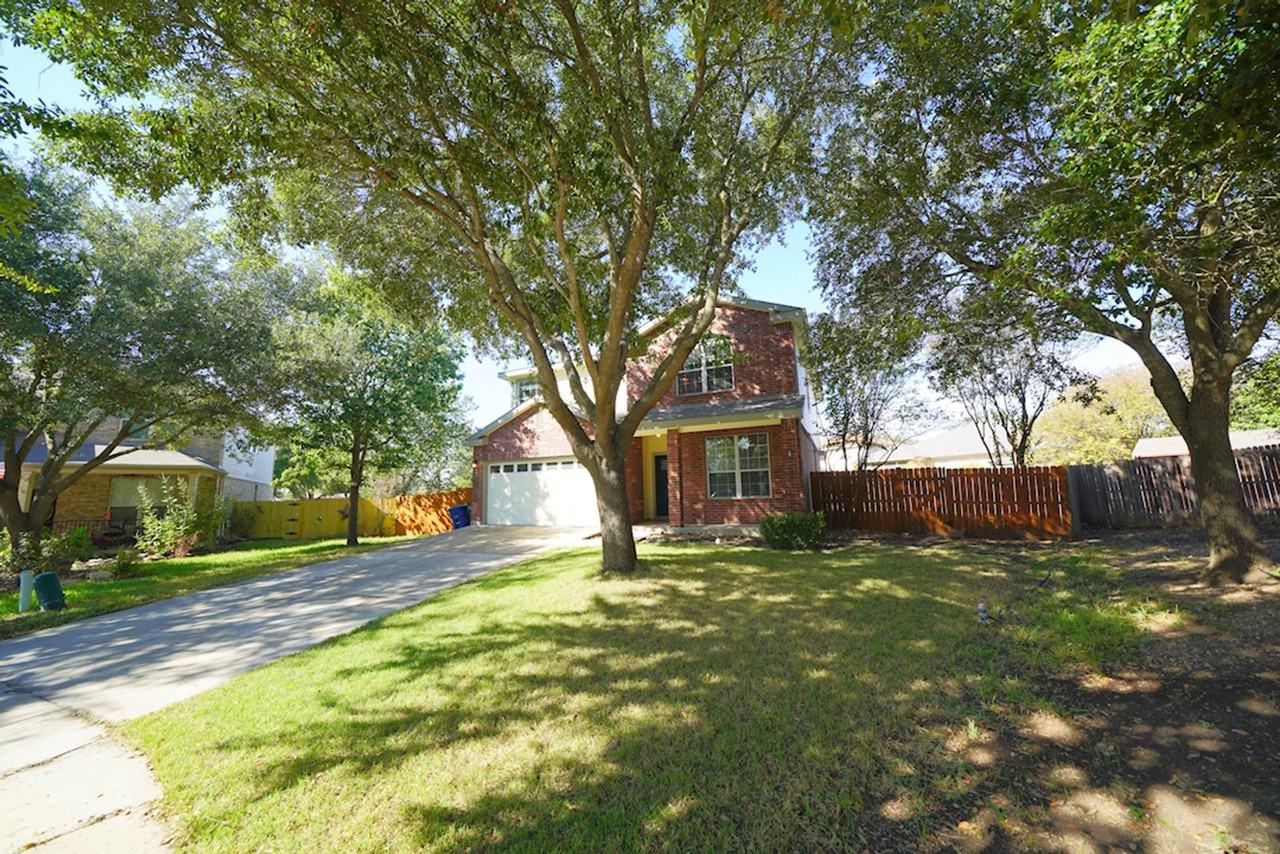 136 Earhart Ln - Photo 6 of 50