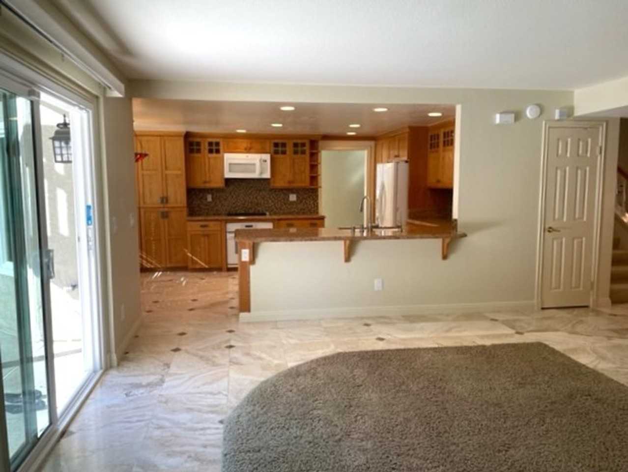 526 Trailridge Dr - Photo 5 of 25