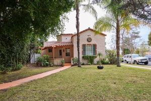 featured image of 3730 Edenhurst Ave