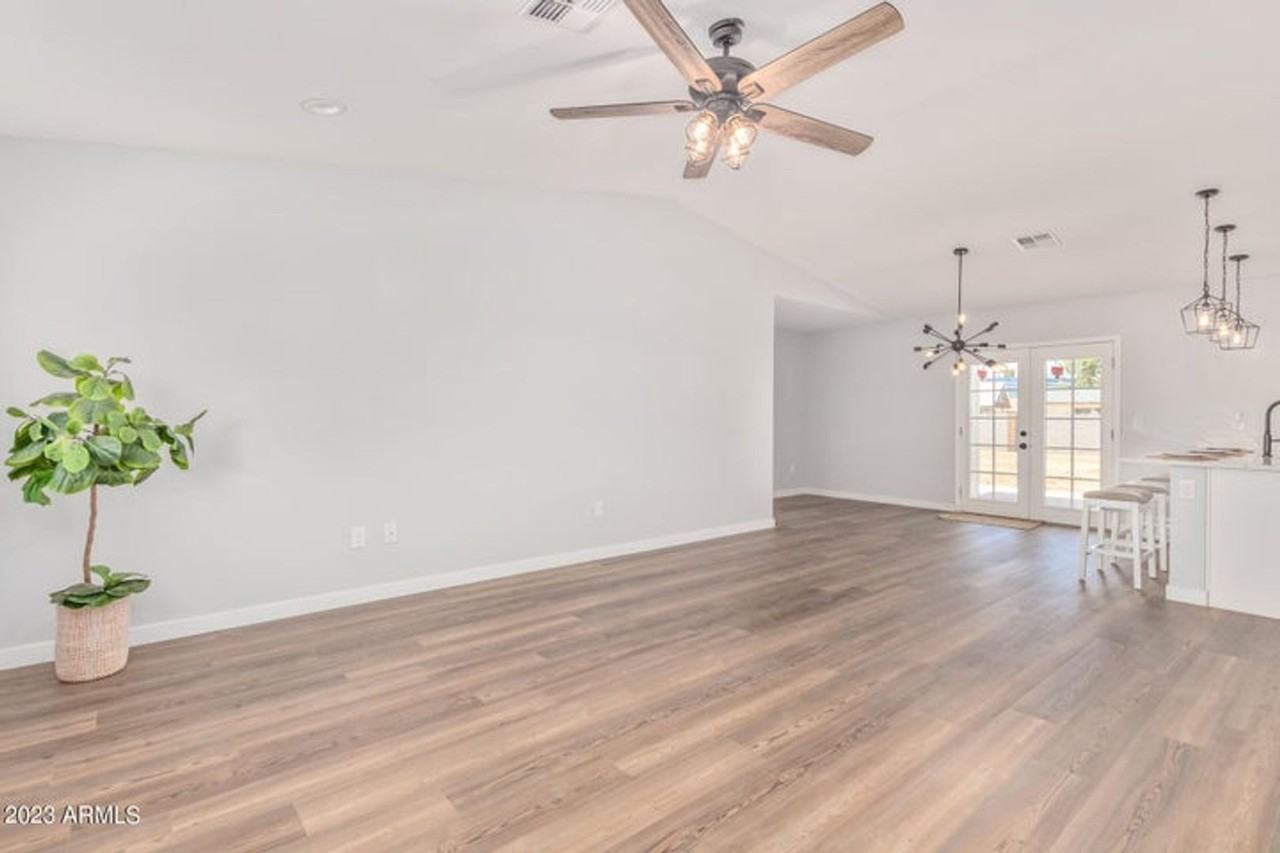 1624 W Geneva Dr - Photo 2 of 26