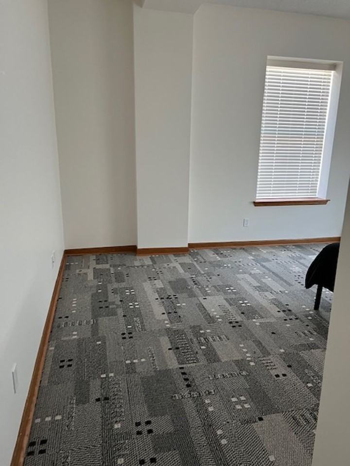 Booth Residences - Photo 6 of 8