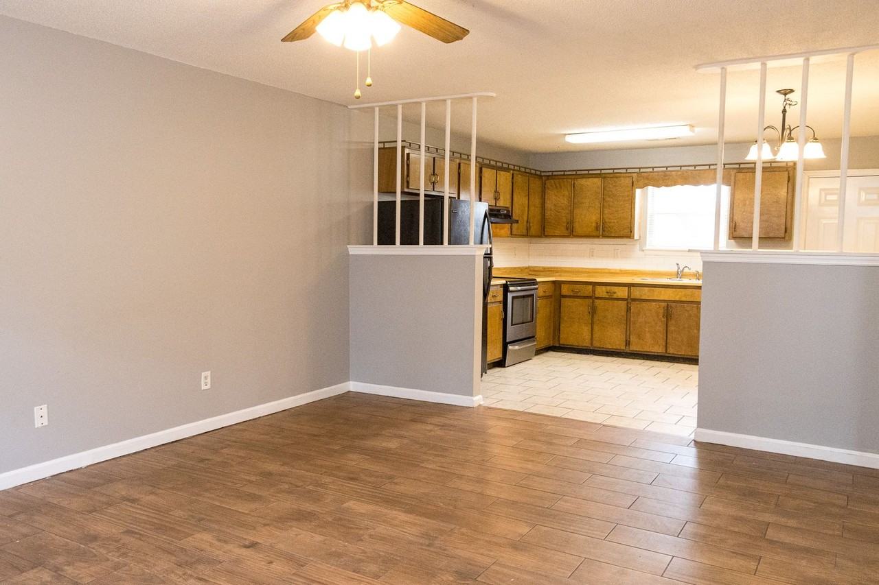 636 Mission Ridge Rd - Photo 3 of 19