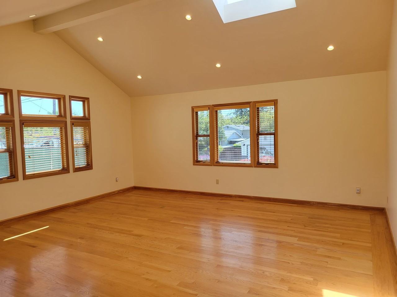 3280 Gloria Ter - Photo 3 of 19