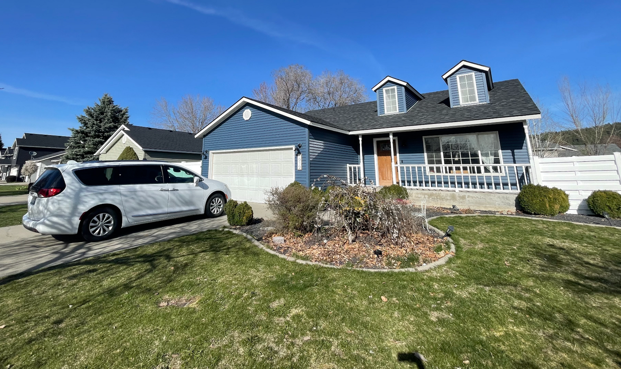 1212 N Eagle Rd - Photo 2 of 8