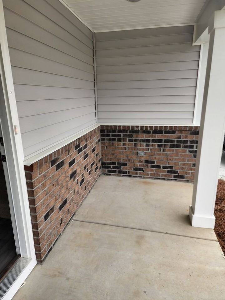 1196 Fowler Dr - Photo 2 of 30