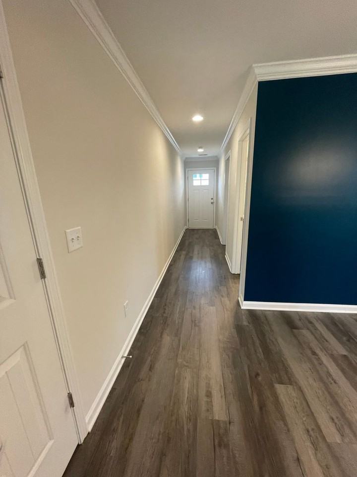 10 Steeds Glen Rd - Photo 3 of 35