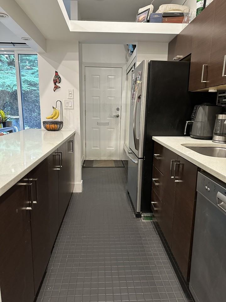 W 1st Ave & Maple St - Photo 5 of 19