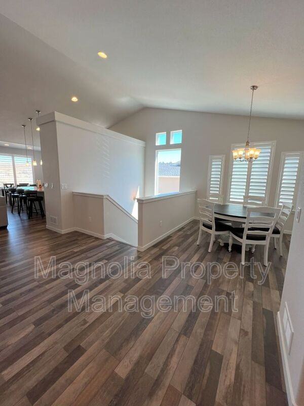 11855 Koenig Dr - Photo 2 of 26