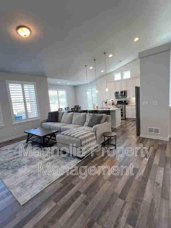 11855 Koenig Dr - Photo 4 of 26