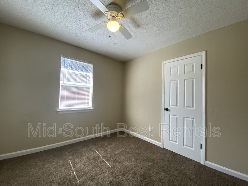 1463 S Cooper St - Photo 4 of 7