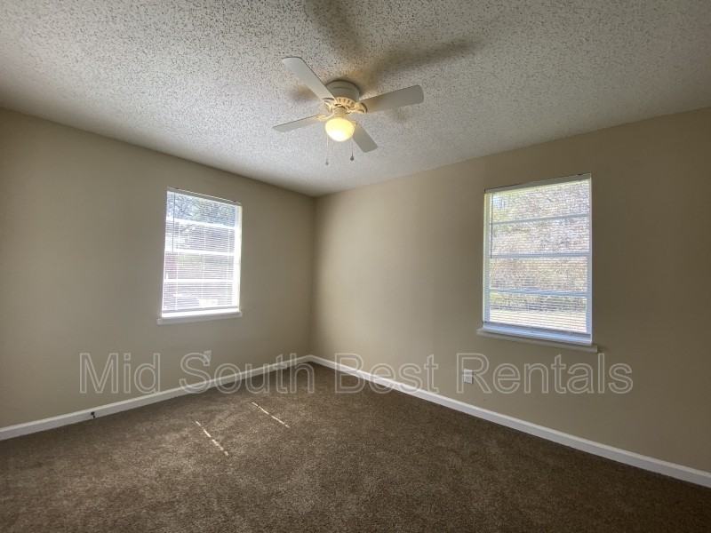 1463 S Cooper St - Photo 5 of 7