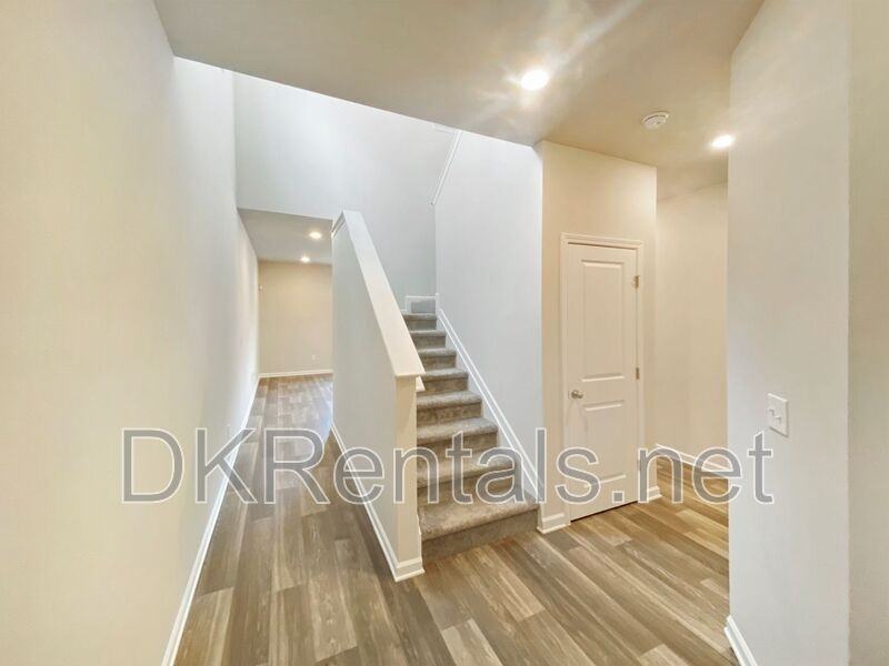 213 Auburn Station Dr - Photo 3 of 26