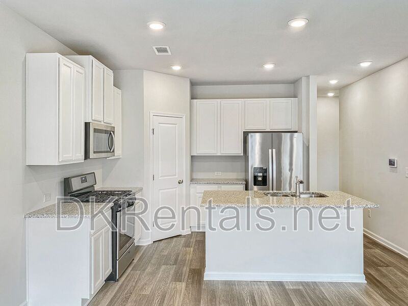 213 Auburn Station Dr - Photo 4 of 26