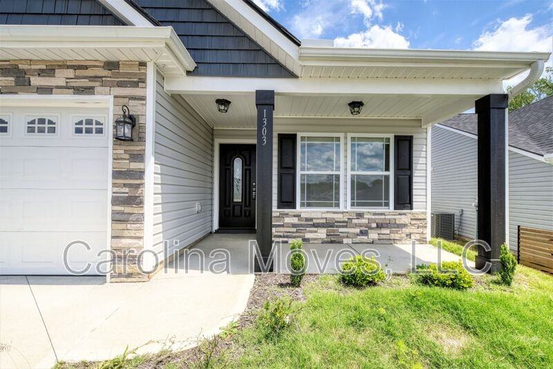 1303 Lindale Pl - Photo 2 of 23