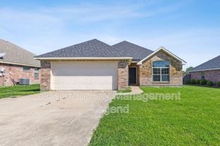 110 Magnolia St - Photo 1 of 1