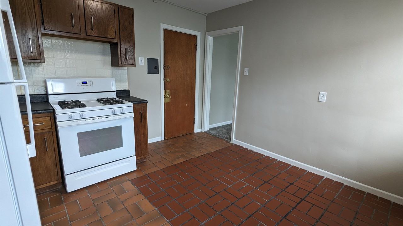 302 West Vine Street Apartments 302 W Vine St, Reading, OH 45215 Zumper