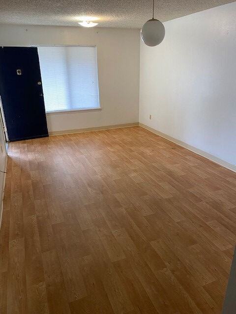 Terracewood Apts - Photo 3 of 6