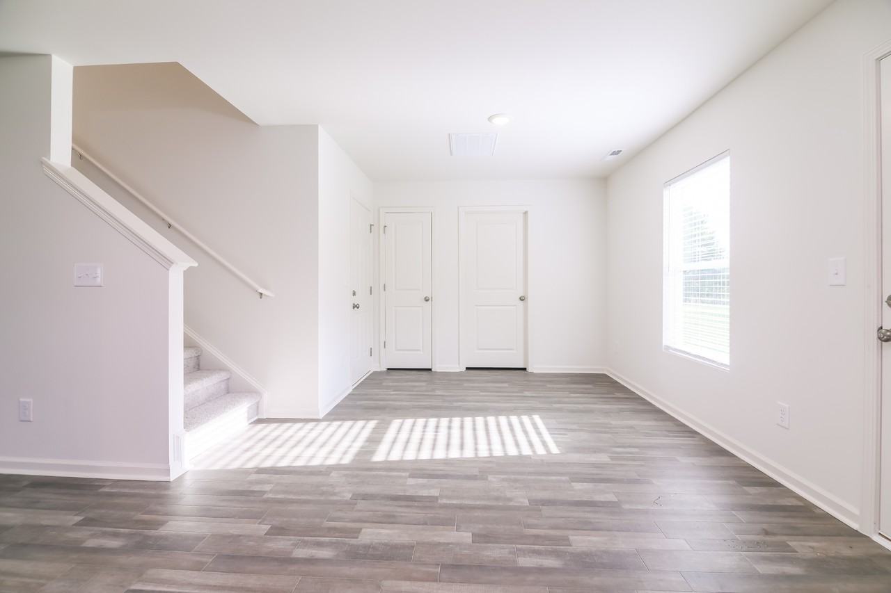 2205 Samuel Ln - Photo 6 of 23