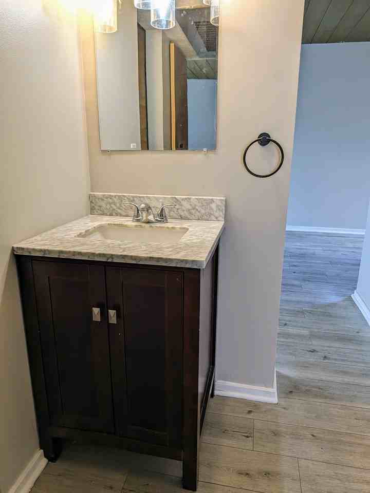 1330 F St #9 - Photo 4 of 8