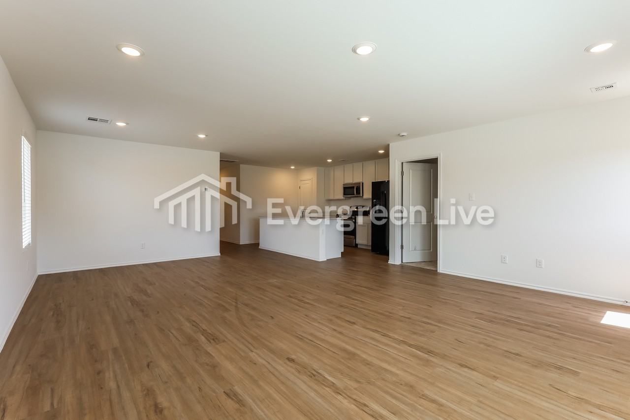 11632 Sw 38th St - Photo 7 of 27