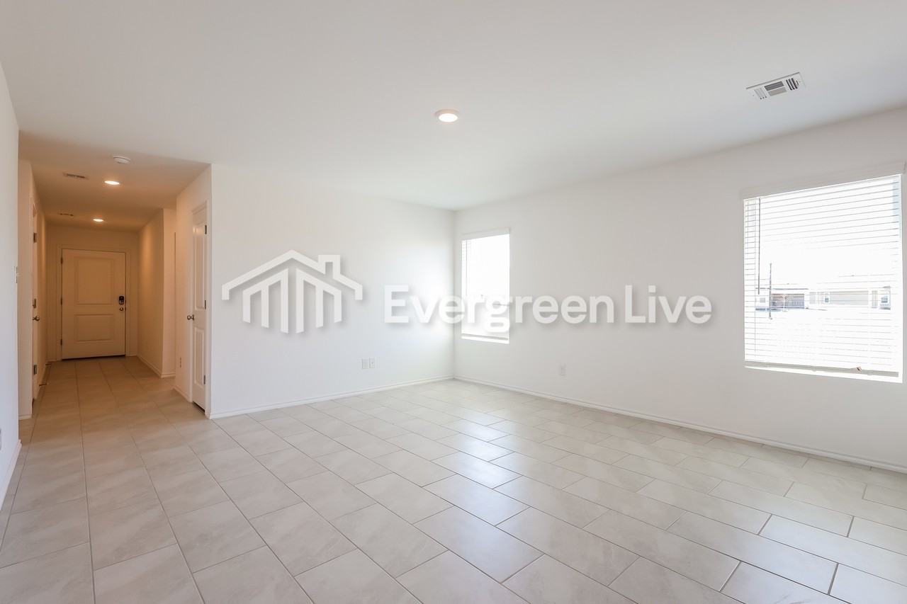 10804 Sw 23rd Pl - Photo 4 of 16