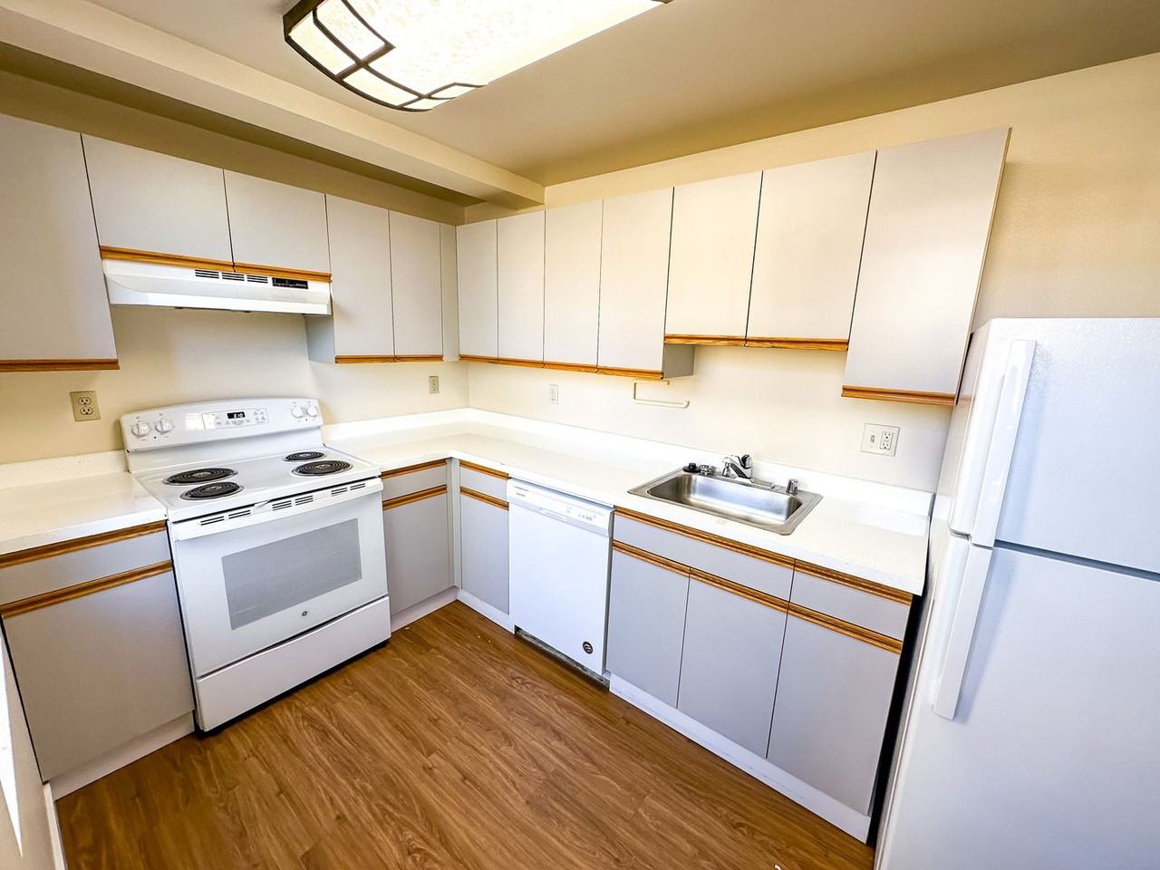 Tuscany Apartments - Photo 6 of 22