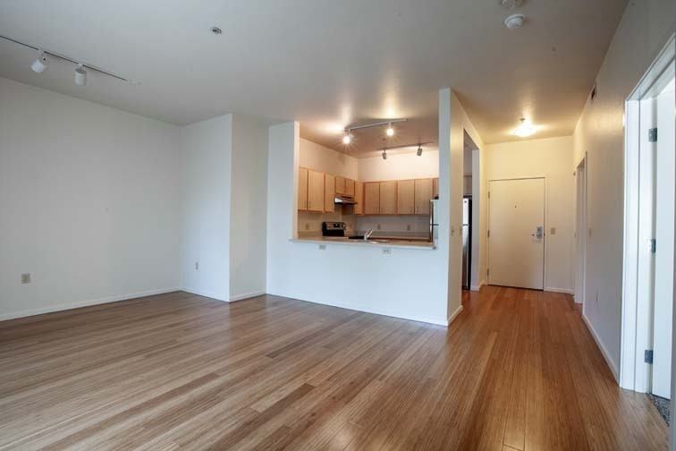 OVERTON PARK APARTMENTS (HASM01) - Photo 7 of 43