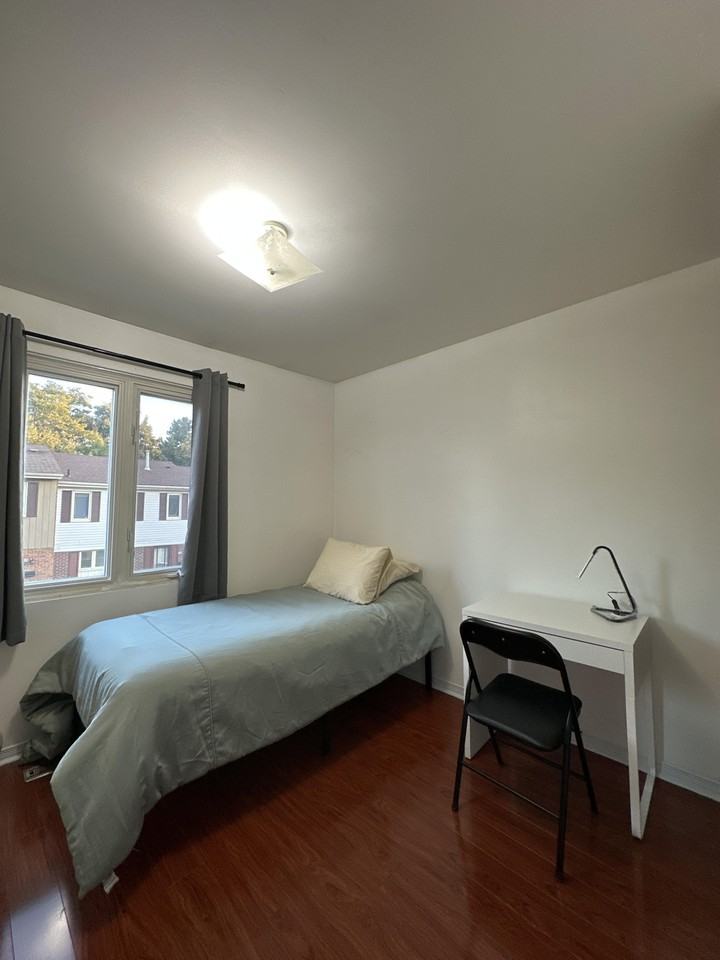 Birchmount Rd & Timberbank Blvd - Photo 3 of 9