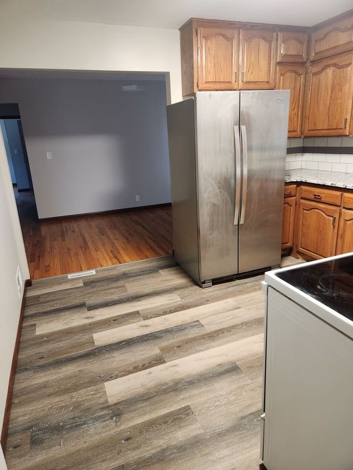 7512 Spring St - Photo 3 of 19