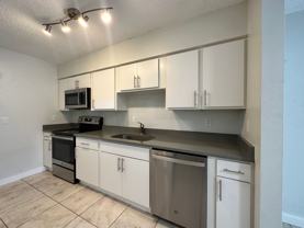 Lakeside Cove Apartments - Photo 1 of 1