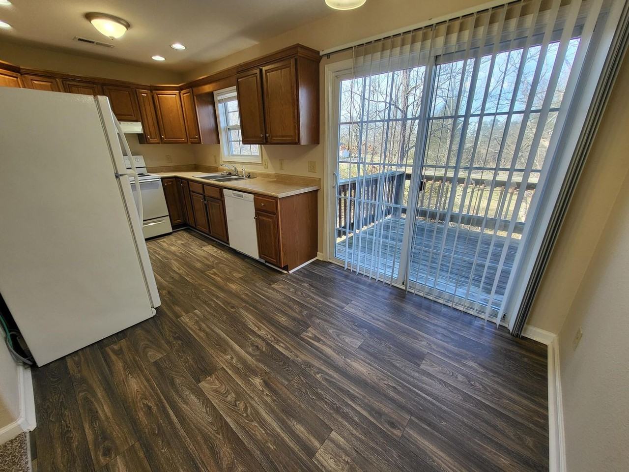 Five Oaks - Photo 3 of 11