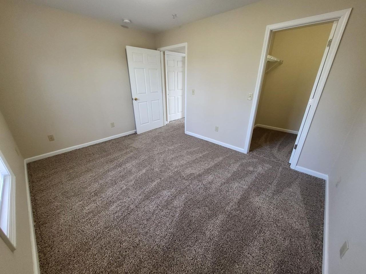 Five Oaks - Photo 7 of 10