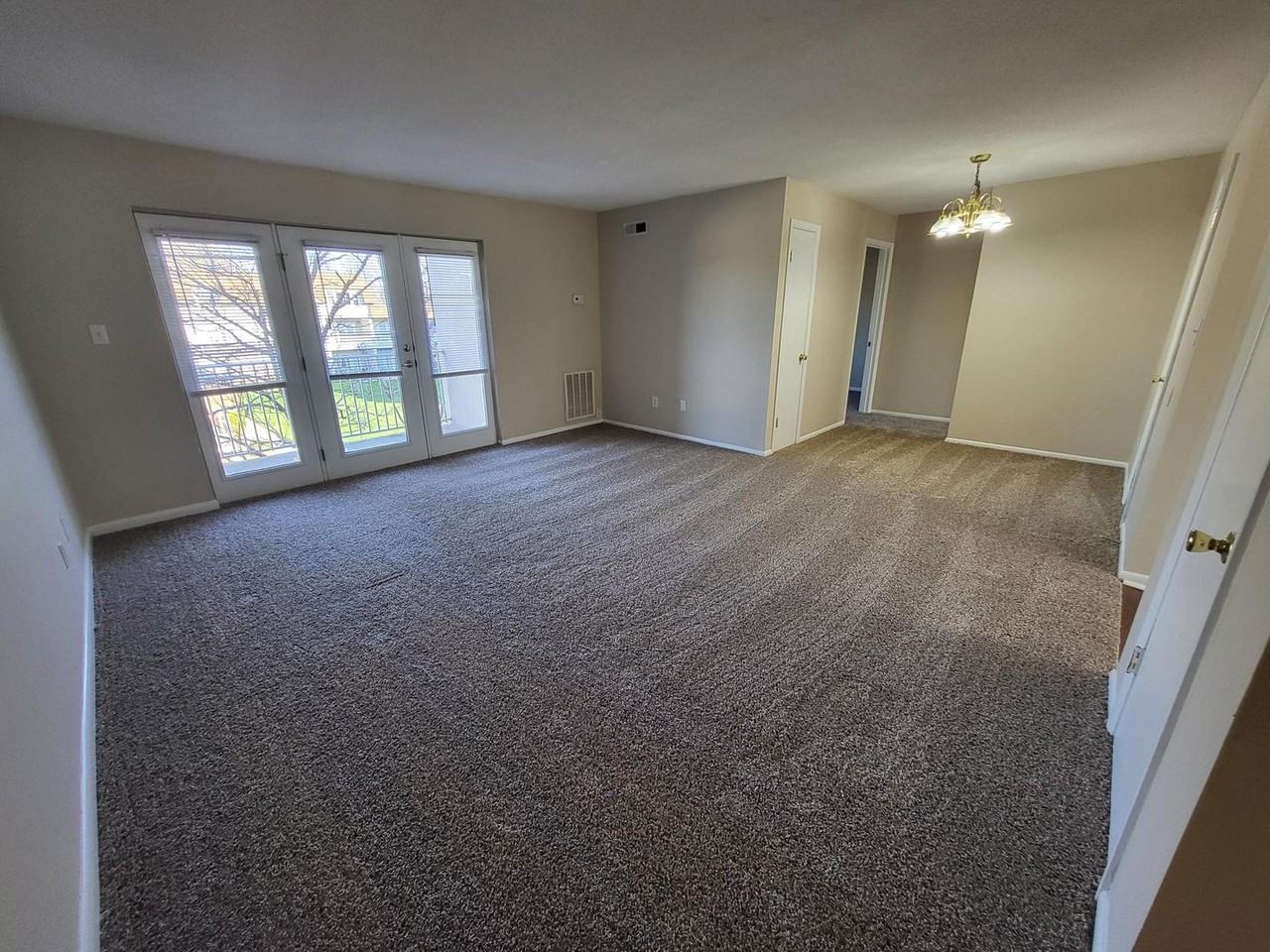 Highland Courtyard - Photo 3 of 10