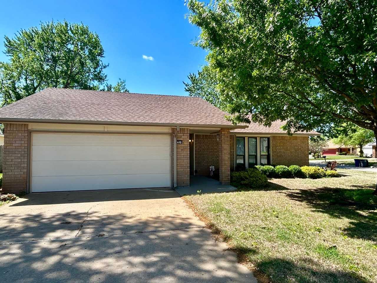 7504 S Trenton Ave - Photo 2 of 15