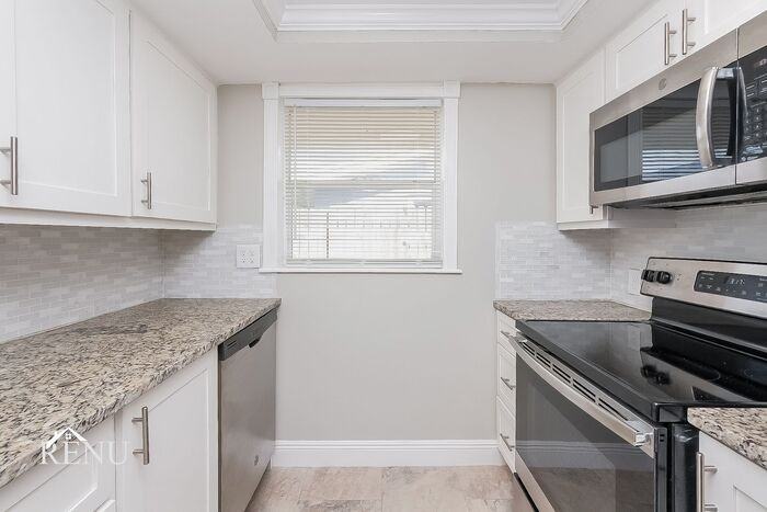 7037 Magnolia Valley Dr - Photo 2 of 17