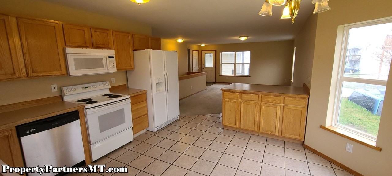 Show Place  204 - Photo 2 of 14